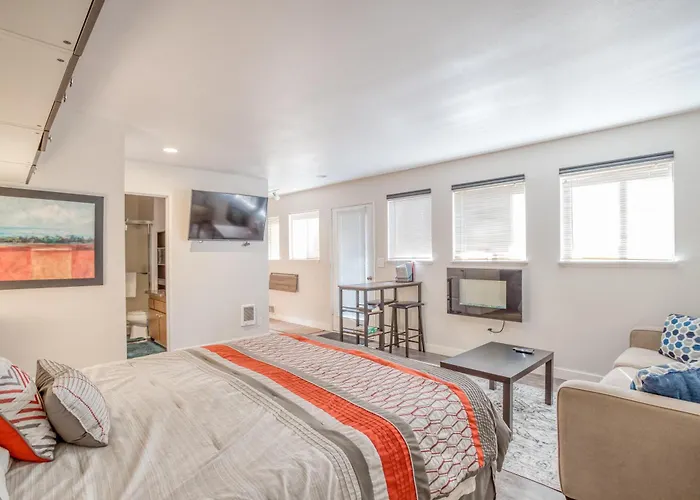 Yosemite - Meredith Lodging