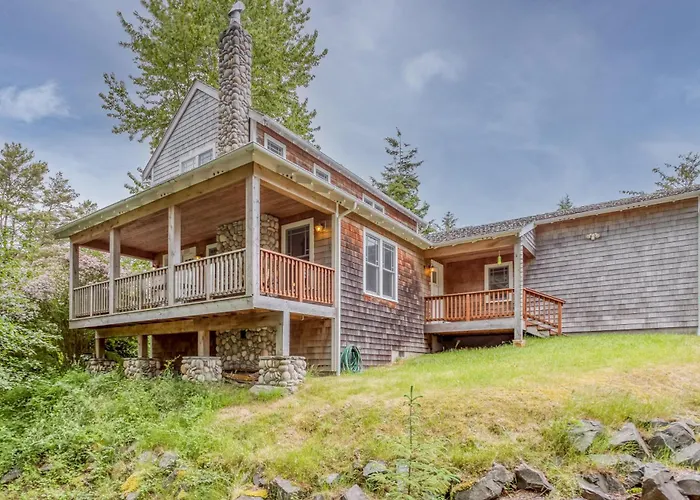 Pacific Way Cottage - Meredith Lodging