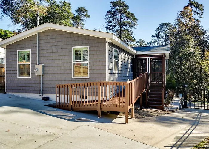 Step-Free Home W/ Fire Pit - 3 Miles To Usc!