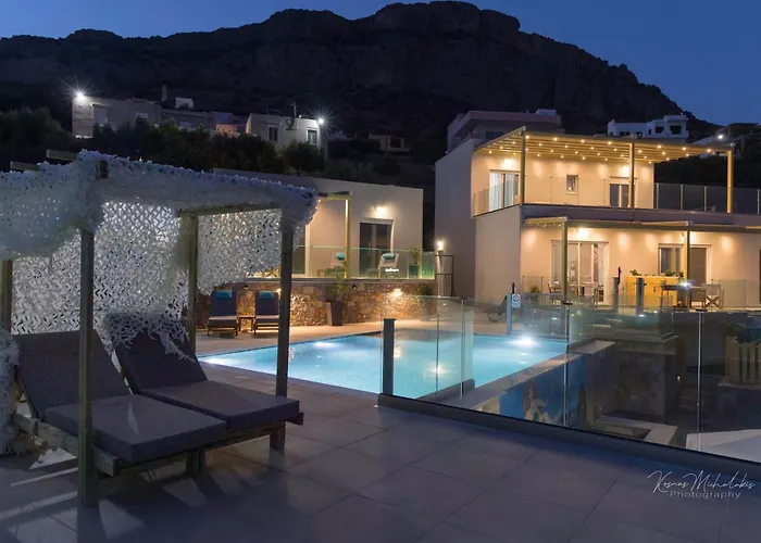 Zax Sea View Villas Heated Pool Retreat