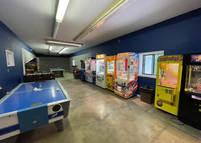 Endless Caverns Rv Resort & Cavern Tours