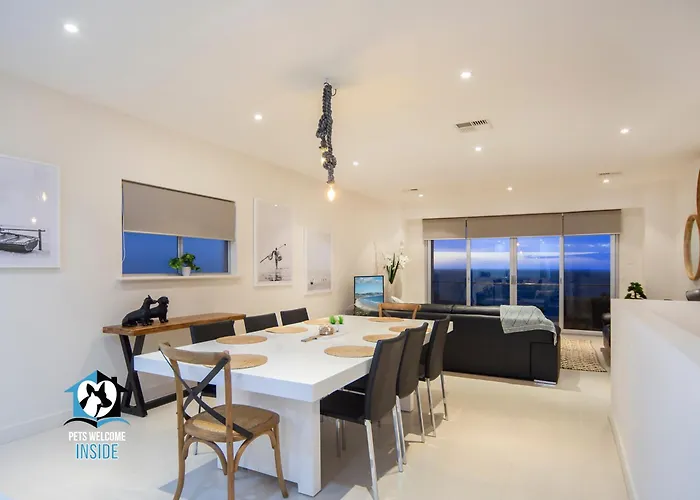 Spectacular Esplanade 4Br Contemporary With Views