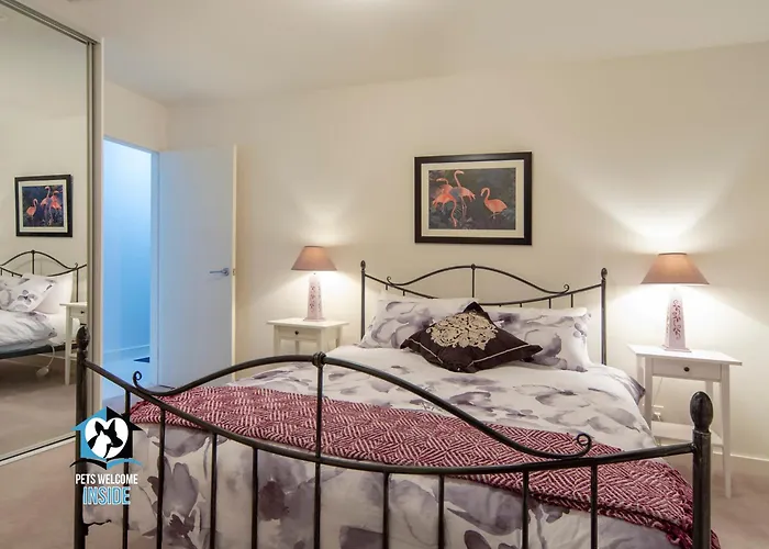 Spectacular Esplanade 4Br Contemporary With Views