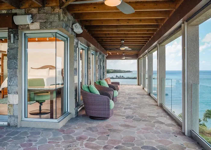 Beautiful 3 Story 8,000 Sq Ft Oceanside Mansion