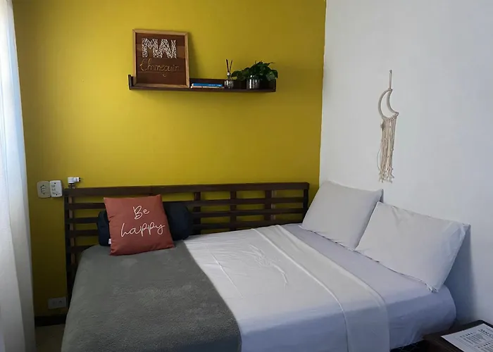 Mai Chameguin Hospedagens Paraty