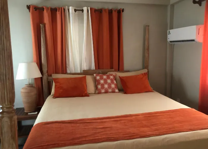 Atlantic Breeze Apartments, Canouan Island