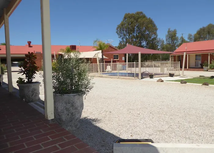 The Lydoun Motel