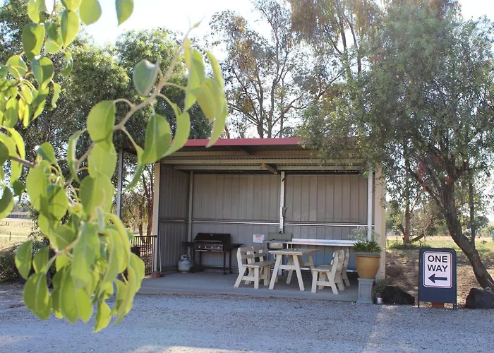 The Lydoun Motel