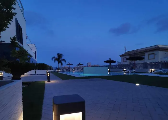 Turquesa Del Mar - Modern Apartment With Large Sunny Terrace & Sea View