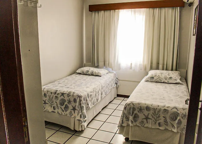 Apartamento amplo e completo no centro Balneário Camboriú