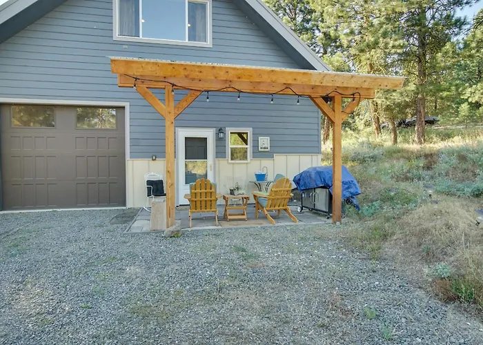 Cascade Cabin Hideaway W/ Views, 1/2 Mi To Lake