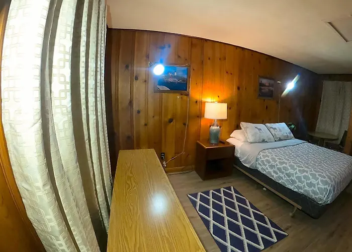 Heart Of The Berkshires Motel