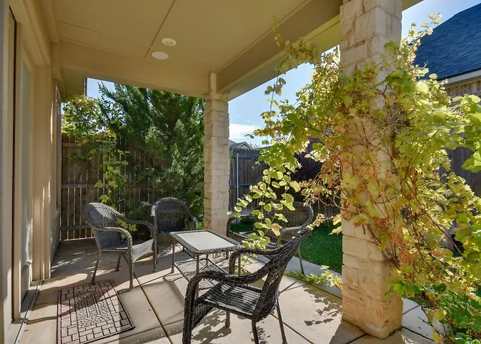 Spacious Amarillo Home: 6 Mi To Downtown!
