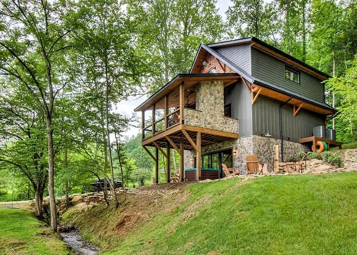 Lindsey Creek Hideaway