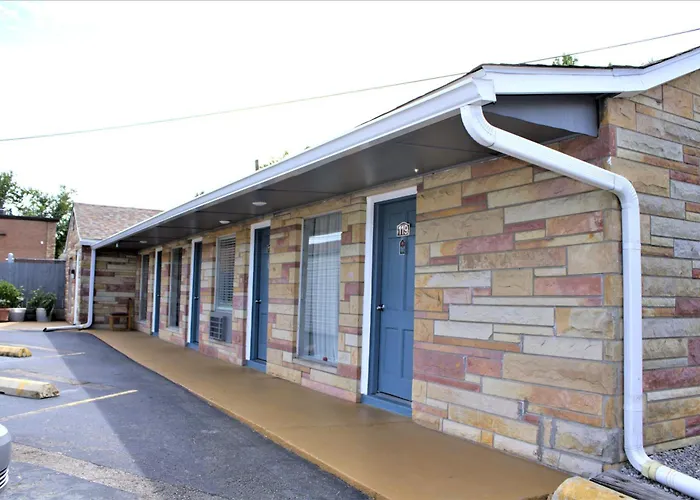 Havenpointe Inn & Suites