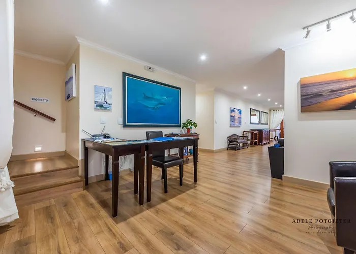 Aquamarine Guest House