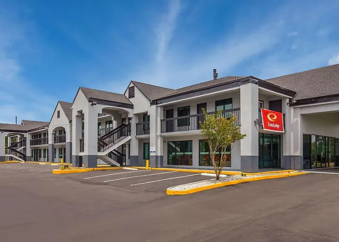 Econo Lodge Mobile Airport Blvd