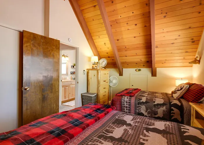 Furnished Deck: High Sierra Cabin In Twain Harte!