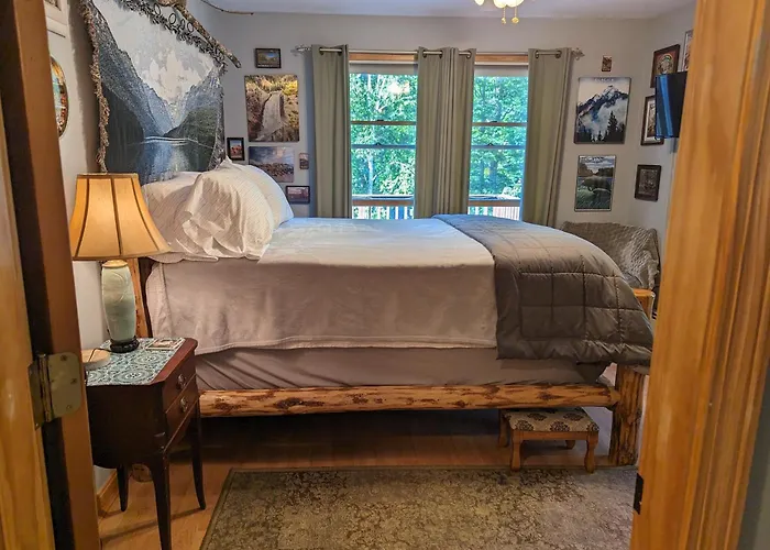Pond Memories - National Parks Suite - Paddling Included!