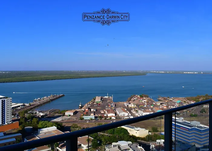 “Penzance” Great Location & Views At Penthousepads