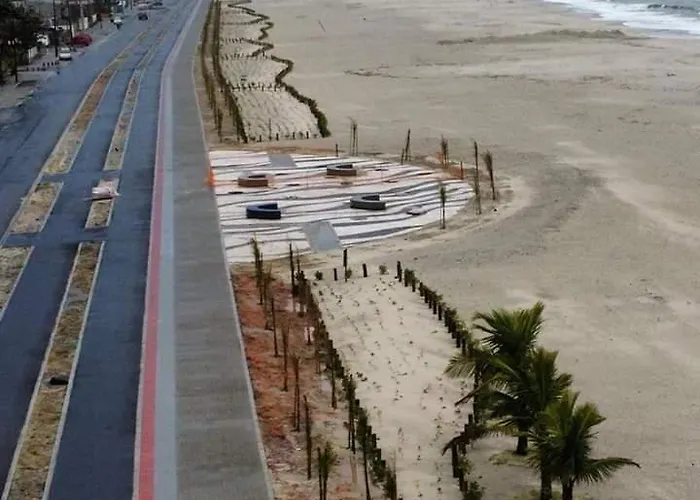Apto Aconchegante a 30 mts do Mar e Pertinho do Centro