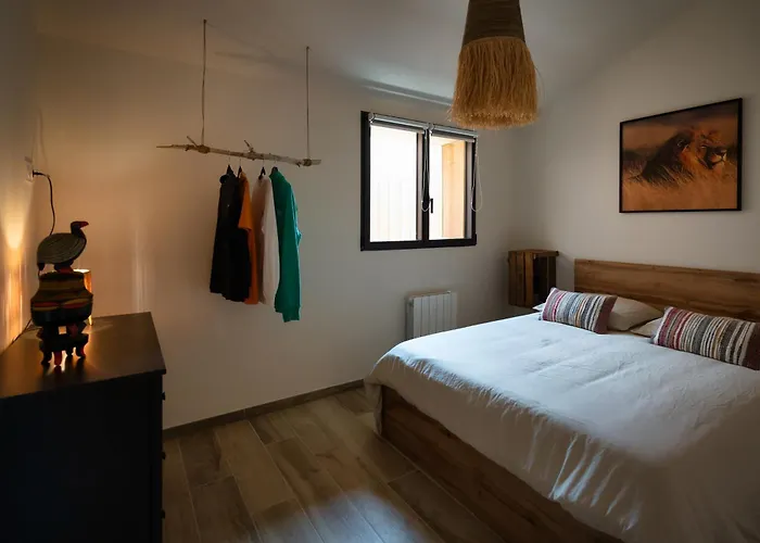 Magic Surf House