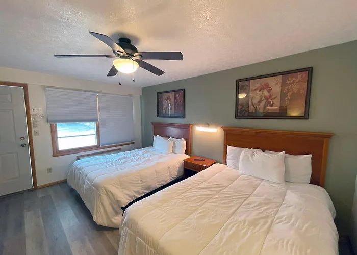 Plantation Motel