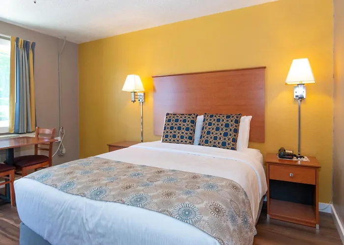 Nordic Inn And Suites