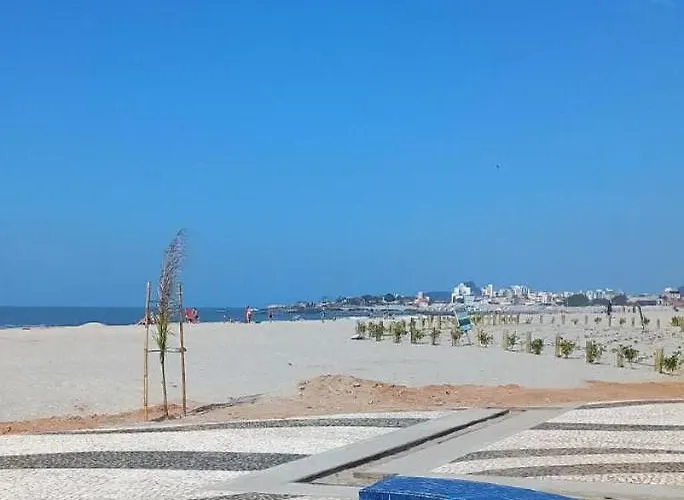 Apto Aconchegante a 30 mts do Mar e Pertinho do Centro