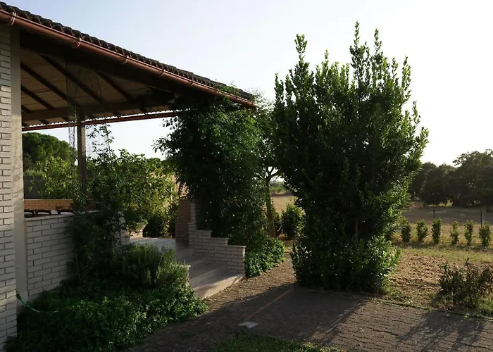 Accogliente Villa Con Piscina