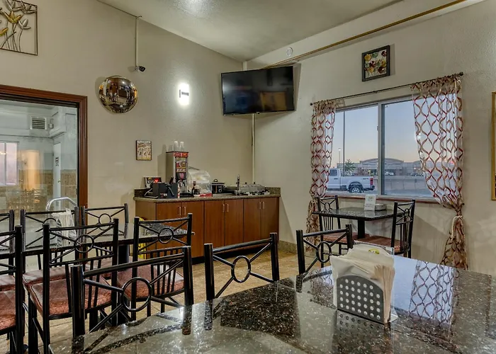 Super 8 By Wyndham Alamosa