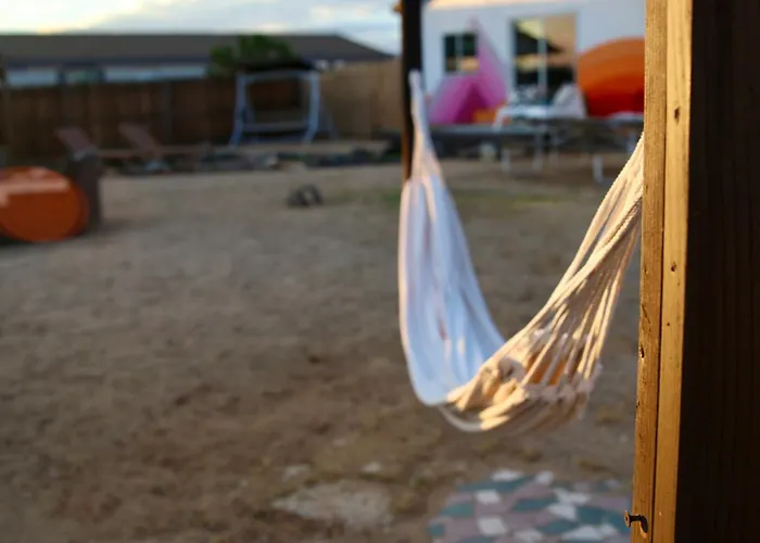 Twin Palms Desert Getaway - Jacuzzi, Fire Pit, Meditation Room & More