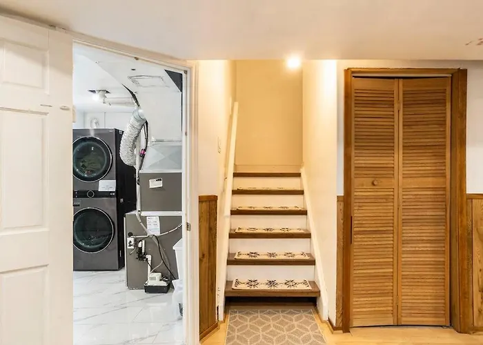 Big Oasis Studio Near Airport Yyz