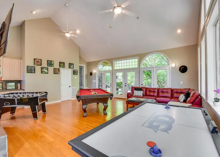 Clemson Game Day Villa Near Campus & Lakes