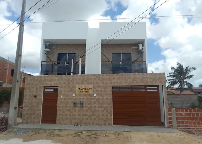 Estrela Apartamento 2 terreo - Quarto e sala com cozinha americana na praia do prea-Ce