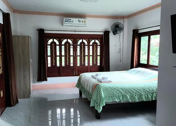 Khwahol Guesthouse
