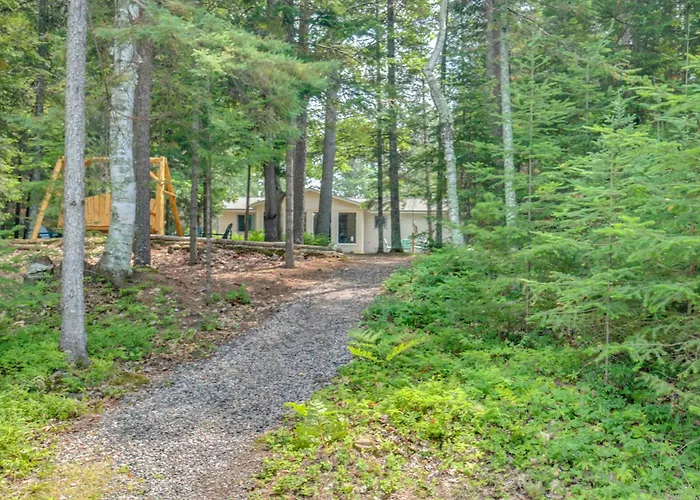 Rhinelander Home - Jennie Webber Lake On-Site