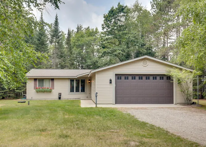 Rhinelander Home - Jennie Webber Lake On-Site