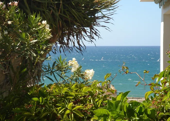 Villa Namali Just 100 Meters From The Sea !!!