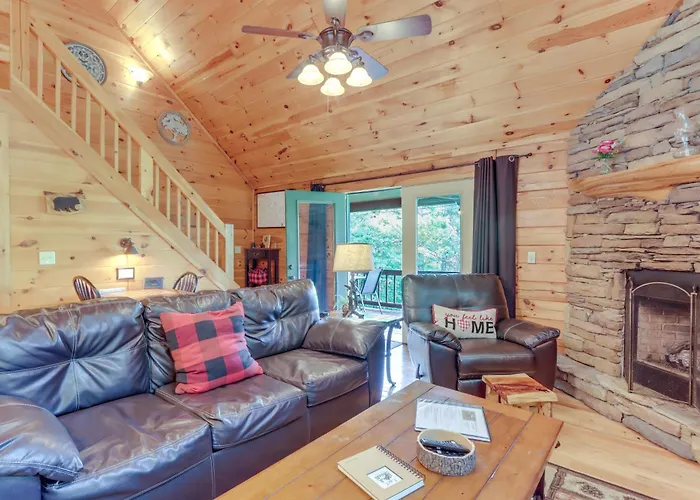 Hot Tub & Game Room: Charming Morganton Cabin!
