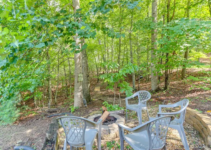 Hot Tub & Game Room: Charming Morganton Cabin!