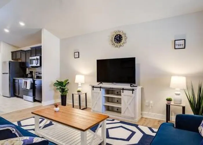 Milano Lodge - Cozy Retreat