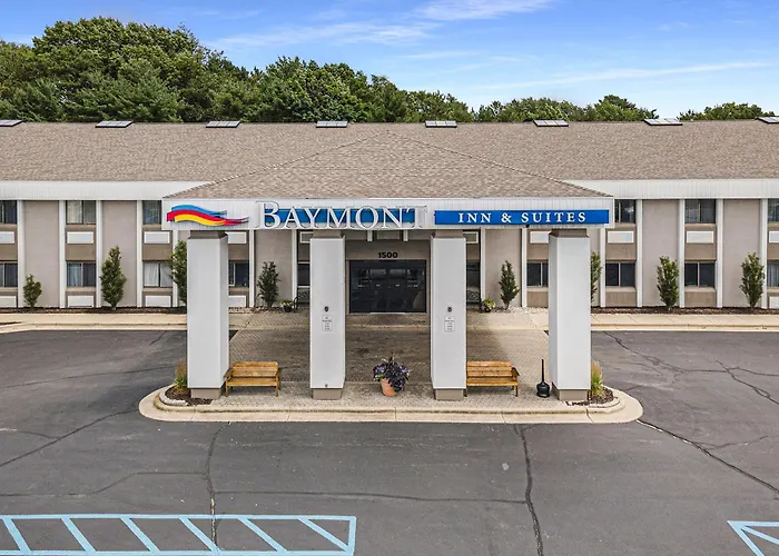 Baymont By Wyndham Grand Haven