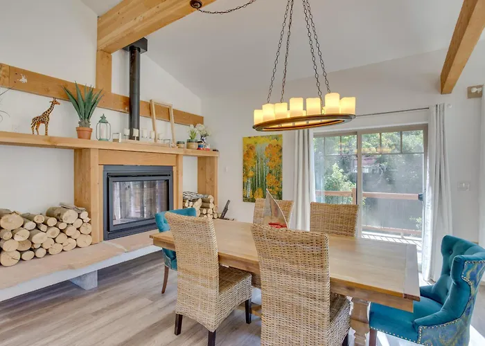Magnificent Ouray Home W/ Deck & Mountain Views!
