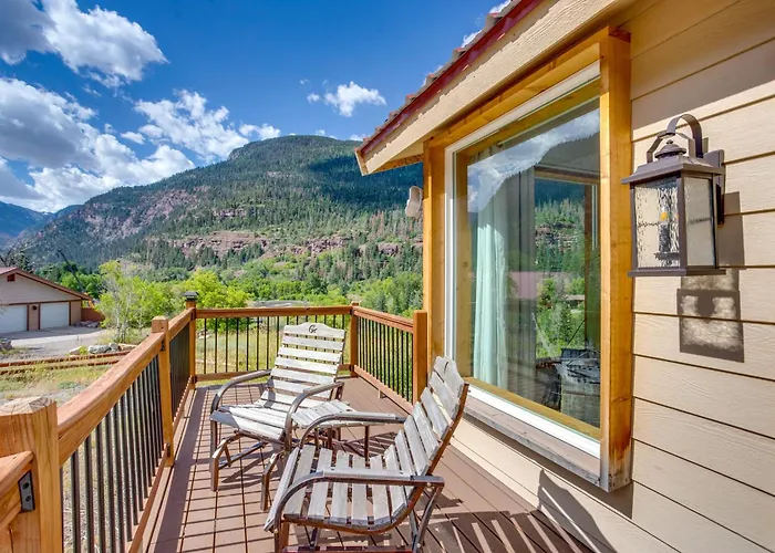 Stunning Ouray Escape W/ Panoramic Mountain Views!