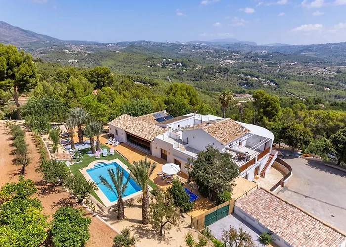 Villa Joan - Plusholidays