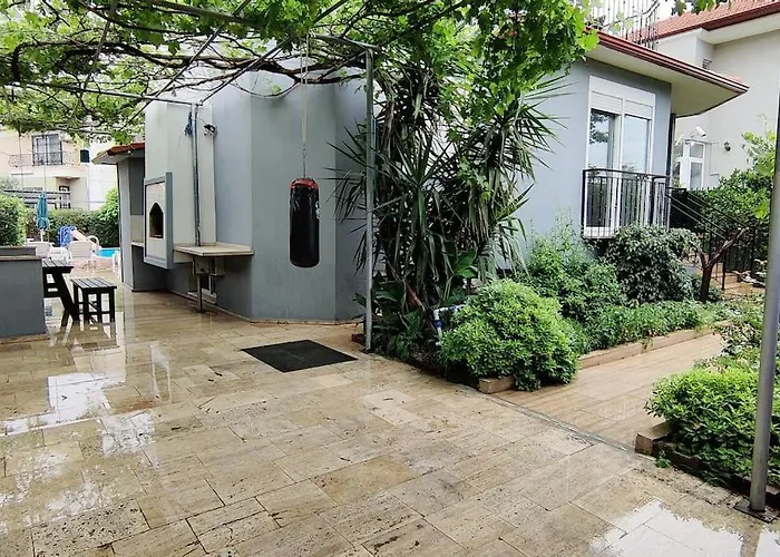 Arslan Villa With Pool