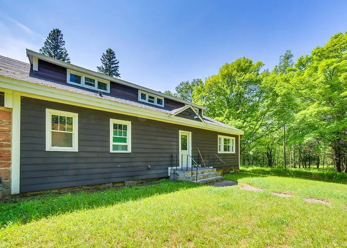 1 Mi To Lake Superior: Cottage W/ Sauna & Rec Room