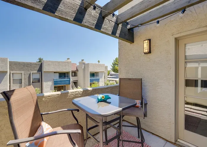 1 Mi To Spring Training! Scottsdale Gem W/ Balcony