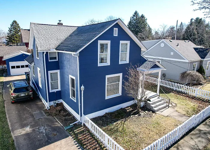 Historic District Vermilion Home